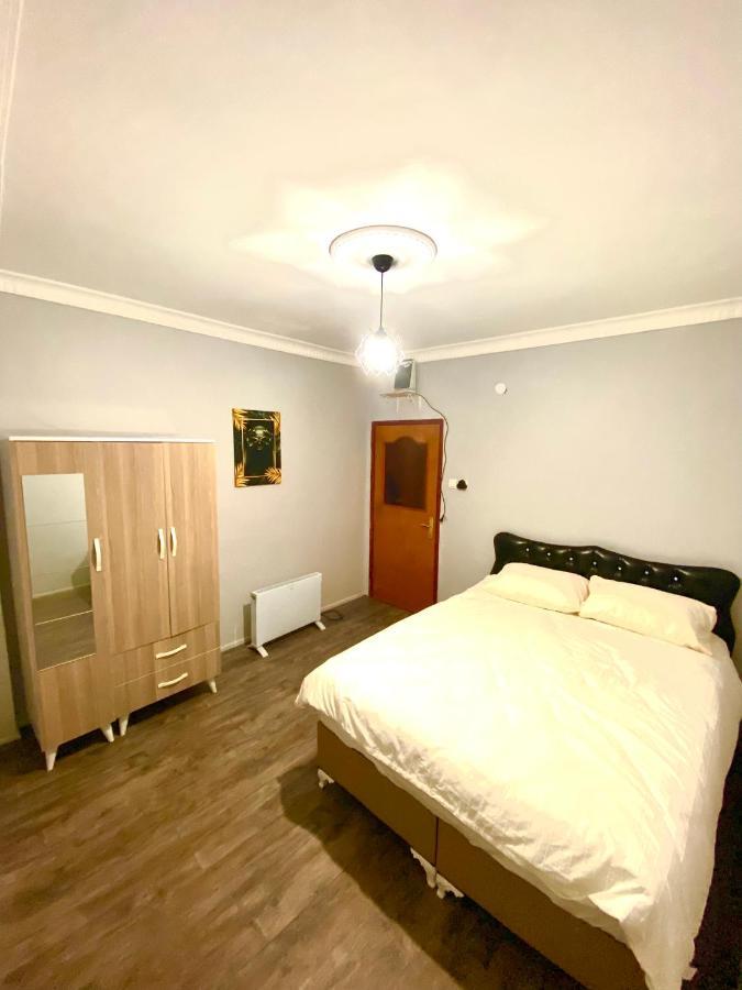 Triplex House Near The Airport Apartamento Arnavutkoy Exterior foto